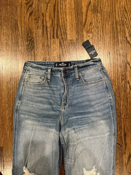 Hollister ultra high-rise mom jeans size 9R - Picture 3 of 7